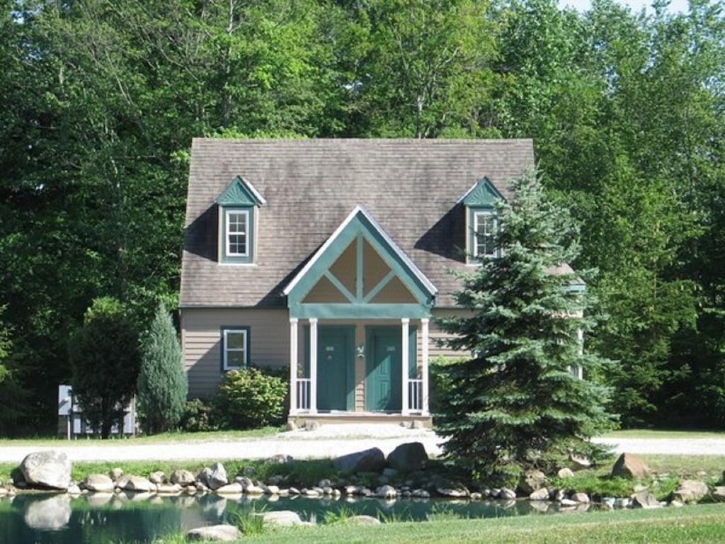 Spruce Hill Inn & Cottages Mansfield Esterno foto
