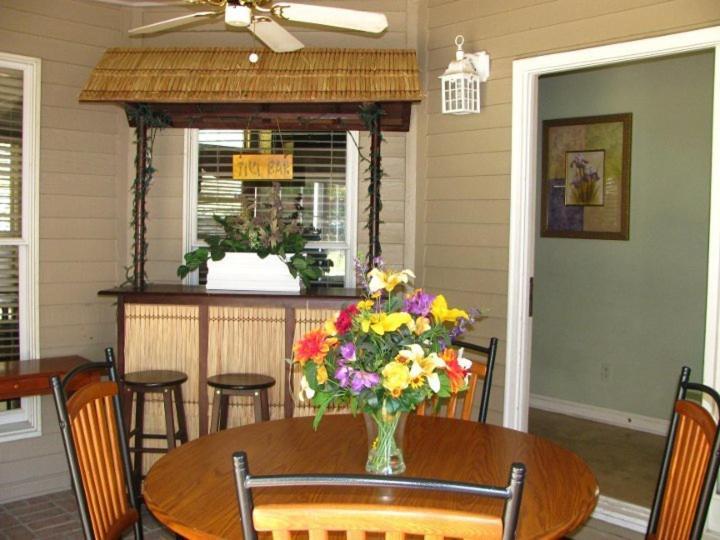 Spruce Hill Inn & Cottages Mansfield Camera foto