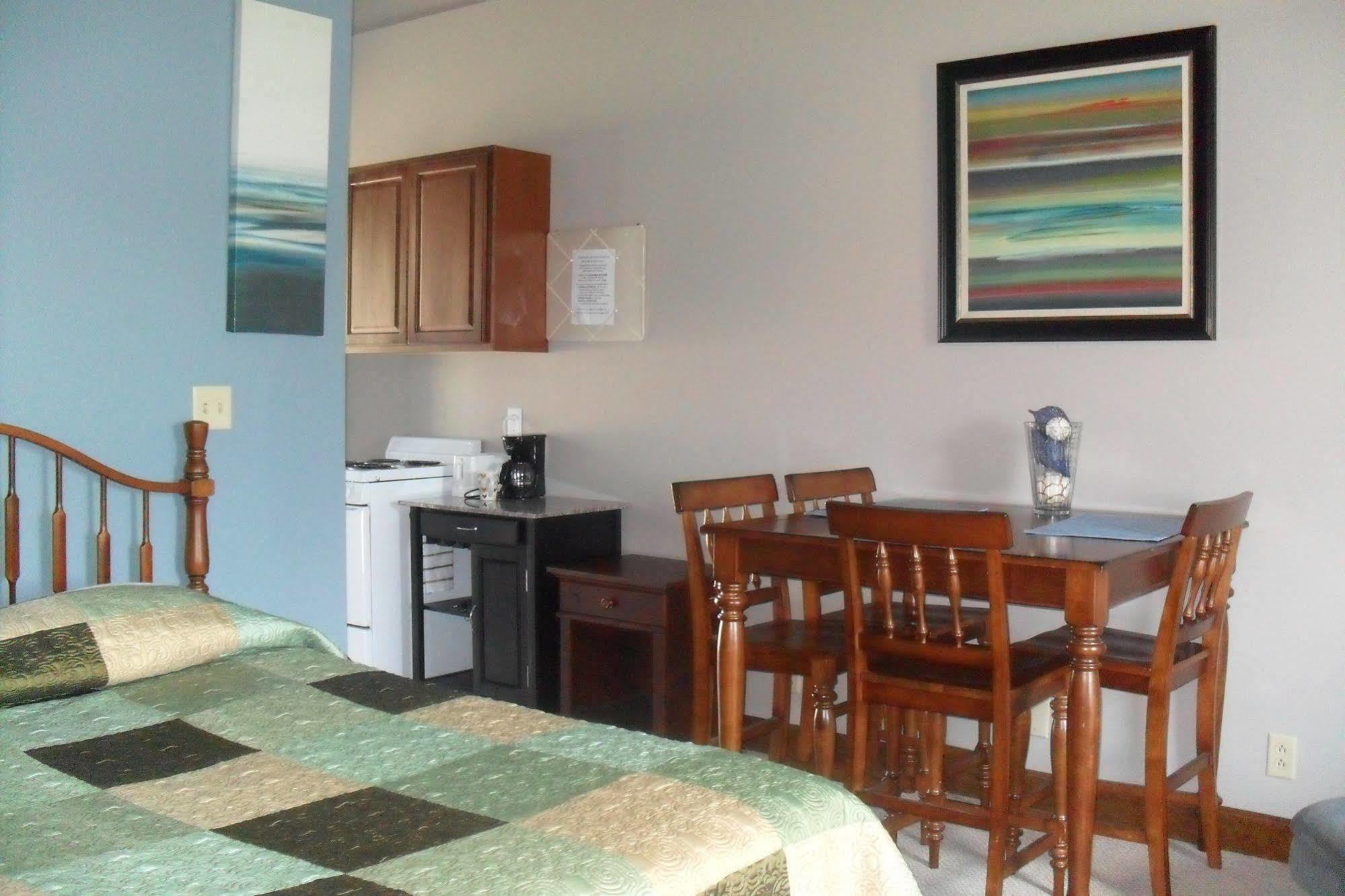 Spruce Hill Inn & Cottages Mansfield Esterno foto